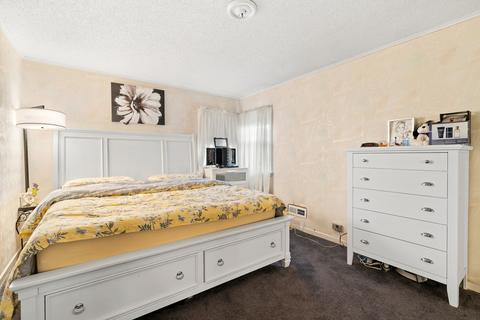 1256 S 3rd Ave, Des Plaines, IL 60018 photo 9