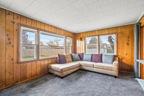 1256 S 3rd Ave, Des Plaines, IL 60018 photo 13