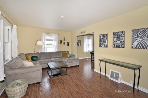 9 Center St, Algonquin, IL 60102 photo 8