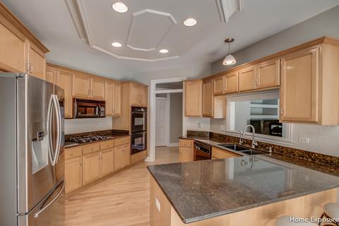 2281 Sutton Ln, Aurora, IL 60502 photo 10