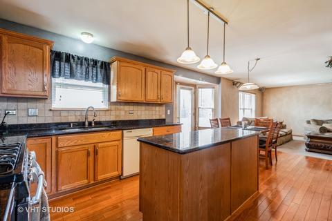 1904 Townsend Ct, Plainfield, IL 60586 photo 6