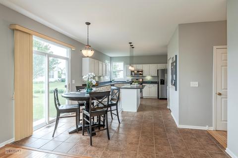 24506 Champion Dr, Plainfield, IL 60585 photo 8