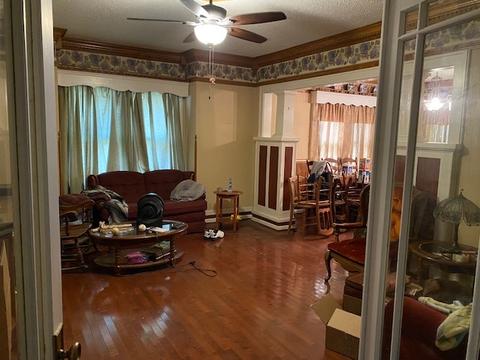 515 E Bradshaw St, Dixon, IL 61021 photo 2
