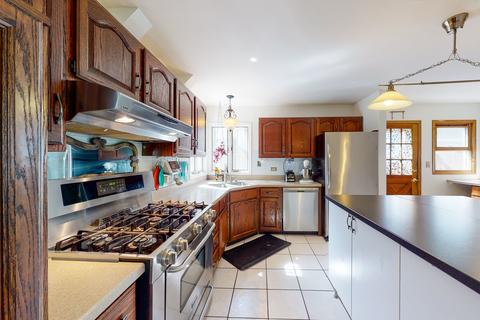 1209 S 3rd Ave, Des Plaines, IL 60018 photo 6