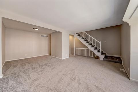 2231 Langdon Pl, Hoffman Estates, IL 60169 photo 4