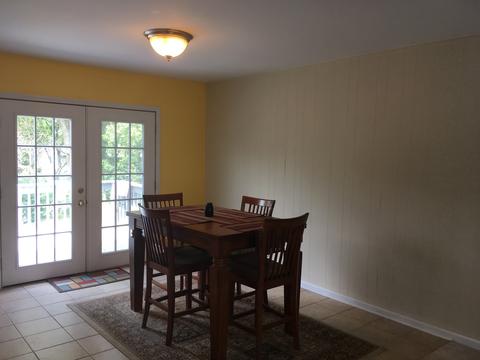 2402 W Fairview Ln, Mchenry, IL 60051 photo 5