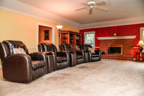 2013 W Cobblestone Ln, Mchenry, IL 60051 photo 6