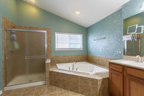 2019 Torino Dr, Elgin, IL 60123 photo 19
