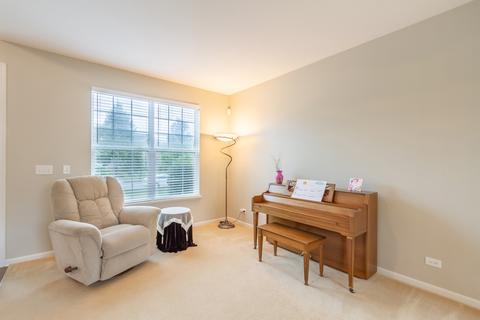 2019 Torino Dr, Elgin, IL 60123 photo 10