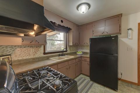 28 E 31st Pl, Steger, IL 60475 photo 4