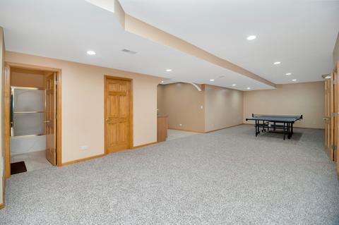 2028 Gardner Cir E, Aurora, IL 60503 photo 28
