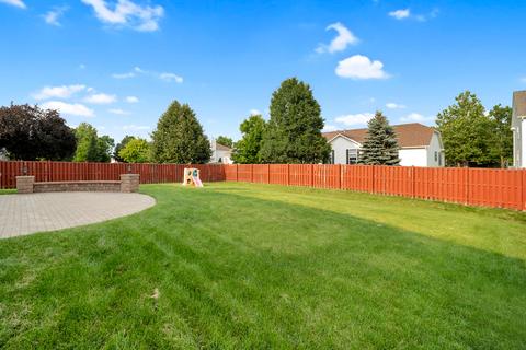 2028 Gardner Cir E, Aurora, IL 60503 photo 36