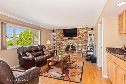 304 Oakbrook Ct, Bartlett, IL 60103 photo 8