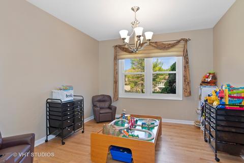 304 Oakbrook Ct, Bartlett, IL 60103 photo 7