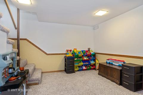 304 Oakbrook Ct, Bartlett, IL 60103 photo 17