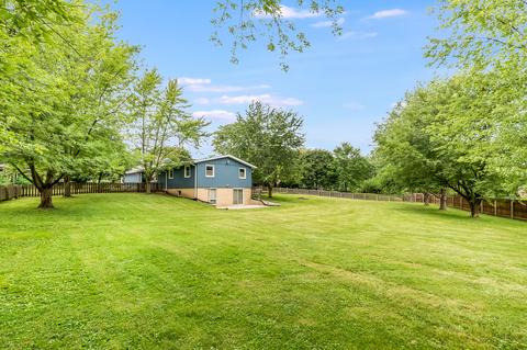 954 E 1st St, Lockport, IL 60441 photo 35
