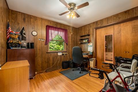 954 E 1st St, Lockport, IL 60441 photo 25