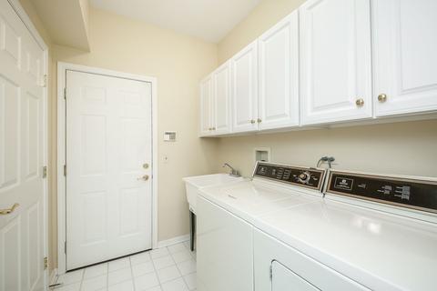 33 Old Mill Ct, Burr Ridge, IL 60527 photo 10