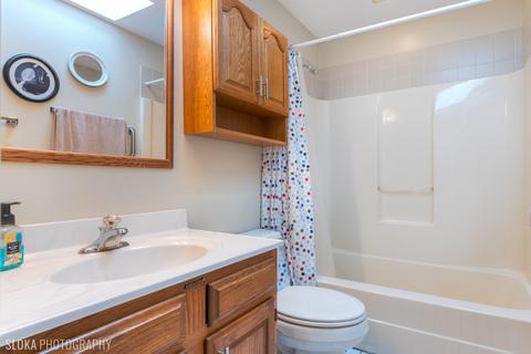 1085 Poplar Ln, Bartlett, IL 60103 photo 15