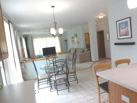 701 Meadow Dr, Des Plaines, IL 60016 photo 9