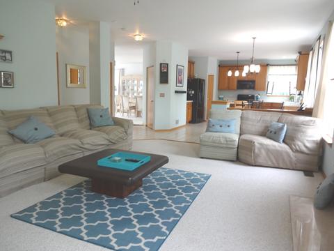 701 Meadow Dr, Des Plaines, IL 60016 photo 12