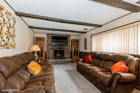 3446 169th Ct, Lansing, IL 60438 photo 9