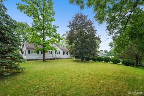 595 Binder St, Aurora, IL 60505 photo 15