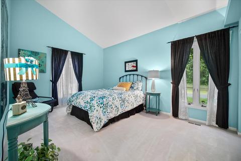 33 W533 Mare Barn Ln, Wayne, IL 60184 photo 24