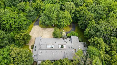 33 W533 Mare Barn Ln, Wayne, IL 60184 photo 42