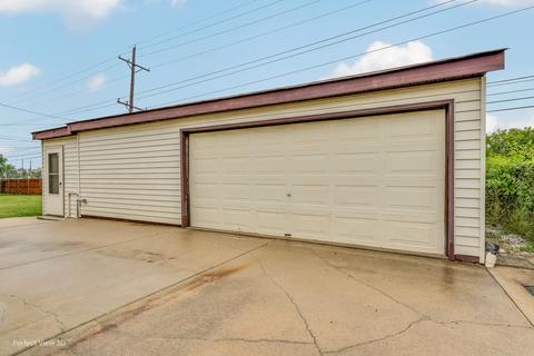 112 E Berkley Ln, Hoffman Estates, IL 60169 photo 20