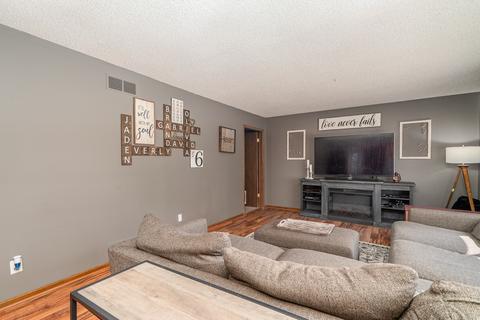 16015 S George Ct, Plainfield, IL 60586 photo 4