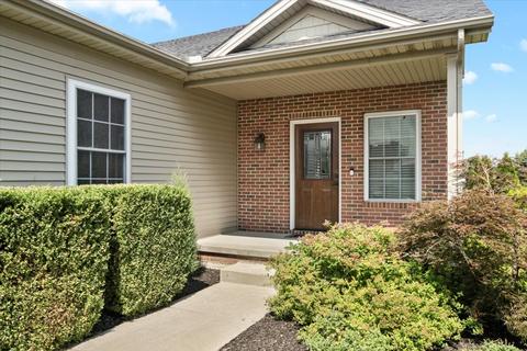 2394 Callard Ln, Normal, IL 61761 photo 2