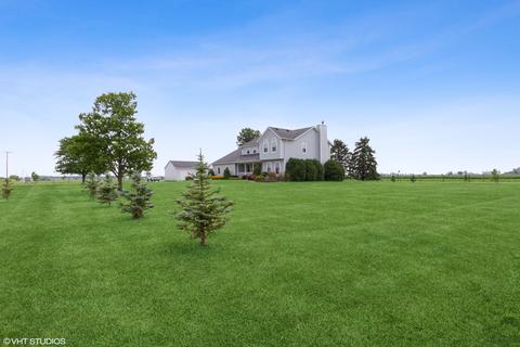 2425 E Corning Rd, Beecher, IL 60401 photo 2