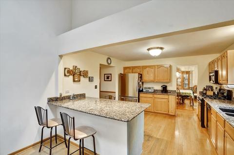 295 Windsor Dr, Bartlett, IL 60103 photo 11