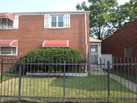 1718 E 73rd St, Chicago, IL 60649 photo 1