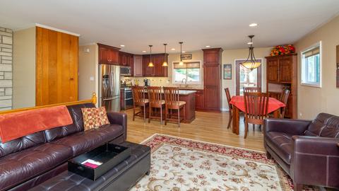 635 Lafayette Ln, Hoffman Estates, IL 60169 photo 4