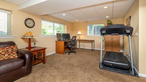 635 Lafayette Ln, Hoffman Estates, IL 60169 photo 20