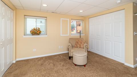 635 Lafayette Ln, Hoffman Estates, IL 60169 photo 24