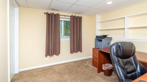 635 Lafayette Ln, Hoffman Estates, IL 60169 photo 17