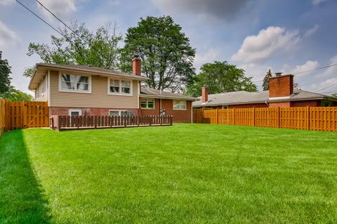 483 Pinehurst Dr, Des Plaines, IL 60016 photo 23