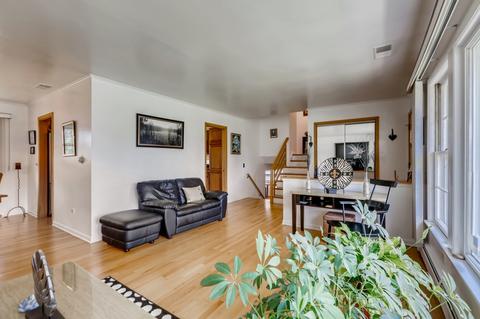 483 Pinehurst Dr, Des Plaines, IL 60016 photo 5