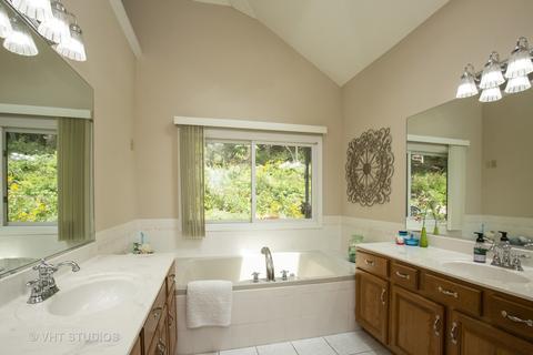 605 Harper Dr, Algonquin, IL 60102 photo 16