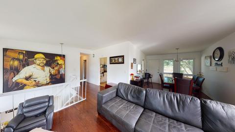 1300 Constellation Dr, Aurora, IL 60505 photo 6