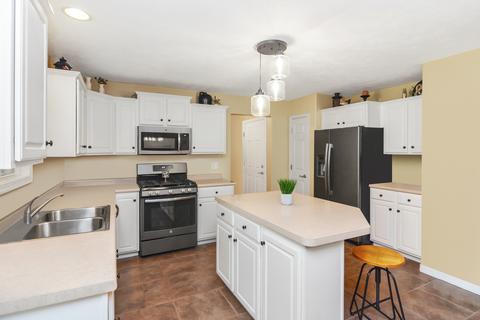 2947 Two Elks Rd, Normal, IL 61761 photo 3