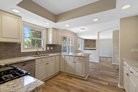 812 Juneway Ave, Deerfield, IL 60015 photo 7