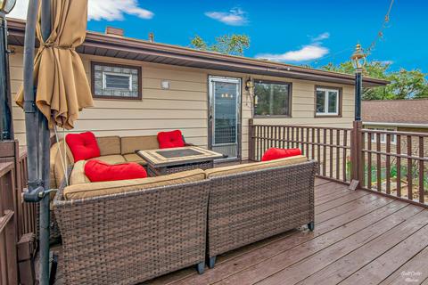 560 Lafayette Ln, Hoffman Estates, IL 60169 photo 11