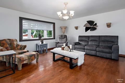 560 Lafayette Ln, Hoffman Estates, IL 60169 photo 5