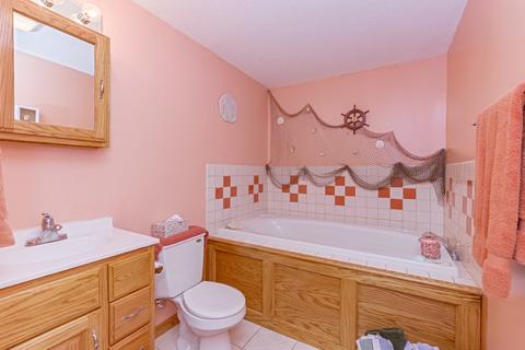 2304 Timberview Dr, Bloomington, IL 61701 photo 34