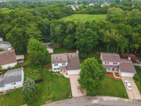 2304 Timberview Dr, Bloomington, IL 61701 photo 4