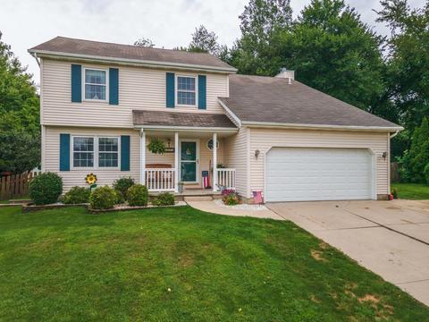 2304 Timberview Dr, Bloomington, IL 61701 photo 1